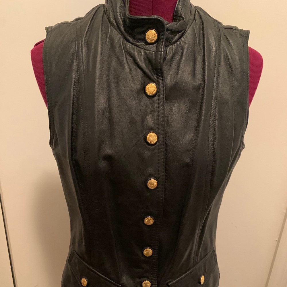 Lester vest